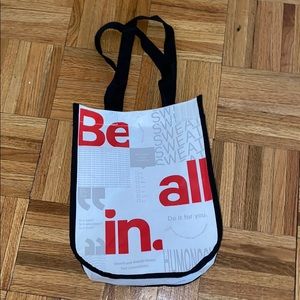 NEW lululemon bag LIMITED EDITION
